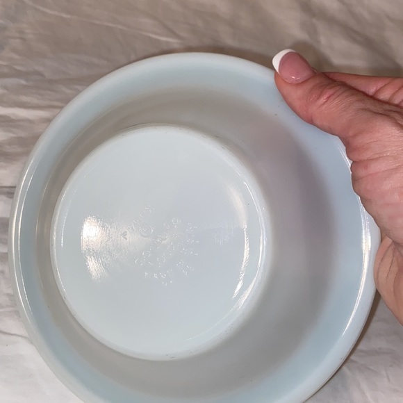 Pyrex By Corning Tableware Vintage Turquoise Laurel Leaf Band Bowl - Picture 6 of 6
